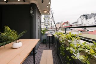 KemKayVilla w 5BR_ Bathtub_RooftopViews_30s to HoanKiem Lake - 8
