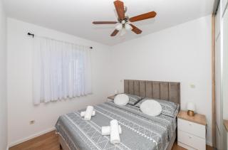 Erholung free garage space - Makarska - 2