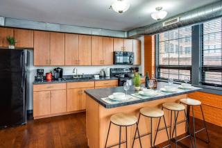 Centric Modern Loft w/ King Beds - Rochester - 7