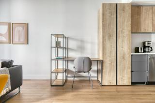 Downtown 1BR w Pool Gym WD nr Staples Center LAX-546 - 7