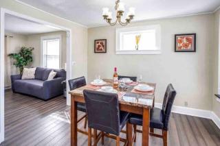 Fabulous House near Airpt/DwTN/UofR - 7