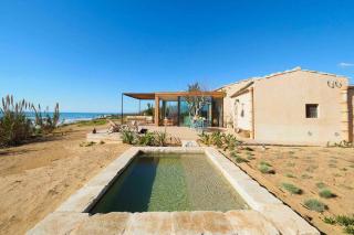Villa with Pool on the sea - 8