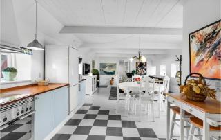 One-Bedroom Apartment In Storvorde - 4