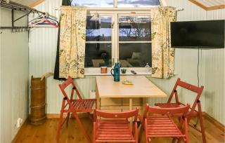 Beautiful Home In Botolfsbo With Sauna - - 9