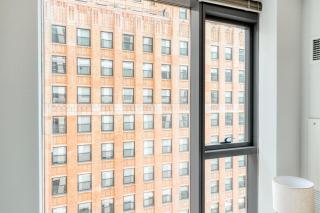 Loop Studio w gym pool lounge 1 block from L CHI-701 - 8