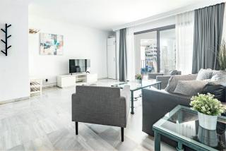 Harbor Getaway in the Heart of Puerto Banus With Walking dictance to everything - Marbella - 7