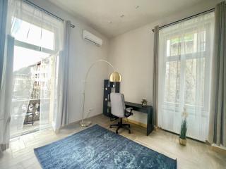 Logodi Castle Hill Residence I 1 Free Parking I Self Check-In - 2