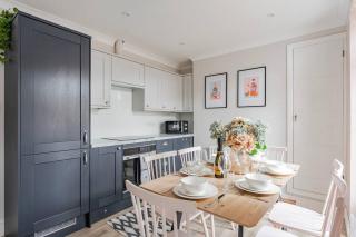Family & pet Friendly, Stylish & Spacious Beach House - Gorleston-on-Sea - 0