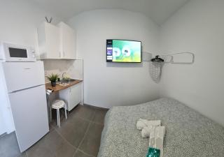 Mini Estudio JACUZZI DOBLE SEVILLA "POLIGONO INDUSTRIAL" - Sevilla - 8