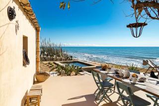 Villa with Pool on the sea - 0