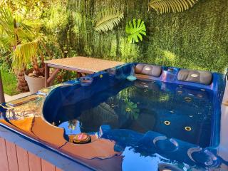 Évasion à deux, domaine prestigieux, jacuzzi et parking privés, piscine - Cannes - 6
