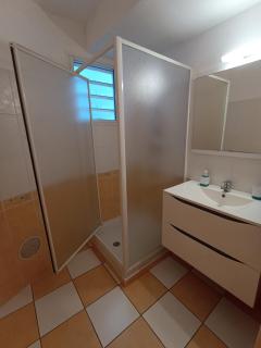 Spacieux studio tout équipé - 8