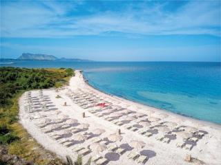 AMASEA Resort - San Teodoro - 3