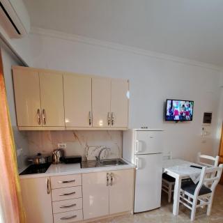 Vila Zeqo Muka - Ksamil - 5