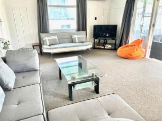 Fabulous Ocean and Reserve Views - Papamoa Beach - Papamoa - 3