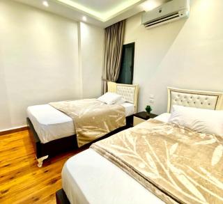 ALEX HOMES - Gleem Luxury Apartments with Direct Sea View - 3