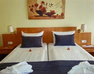 Savoy Hotel - 8