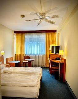 Savoy Hotel - 6