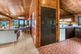 Lakefront Gem - Kuratau Holiday Home - Kuratau - 4