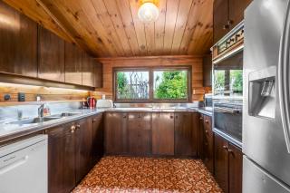 Lakefront Gem - Kuratau Holiday Home - 3