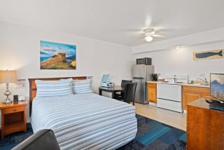 Surf & Sand Inn - Pacific City - 2