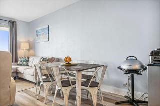 Eternal Waters at Laketown Wharf #1221 by Nautical Properties Vacation Rentals - 9