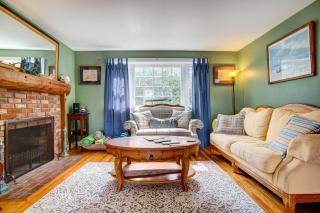 Cape Cod Home on Long Pond 2 Mi to Ocean! - South Yarmouth - 5