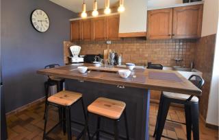 Awesome Home In Saint-Brice-De-Landell - Saint-Brice-de-Landelles - 5