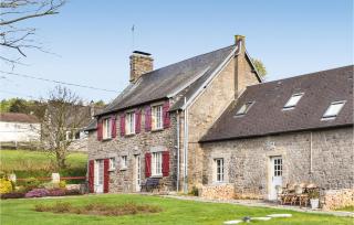 Awesome Home In Saint-Brice-De-Landell - Saint-Brice-de-Landelles - 2