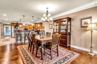Hawthorne -- 1424 - Branson - 9