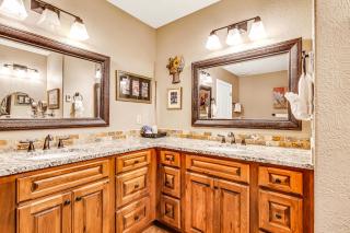 Hawthorne -- 1424 - 3