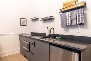 Thena Hotel - Ground Floor 1 Bedroom Suite - Philadelphia - 4