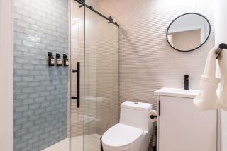 Thena Hotel - Beautiful 1 Bedroom - 7