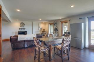 Rustic Missouri Vacation Rental with Hill Views! - 3