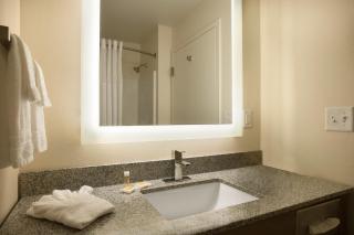 Days Inn & Suites by Wyndham Caldwell - Caldwell - 3