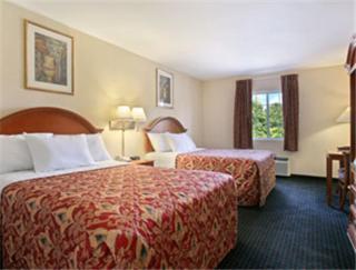 Econo Lodge Bethel - Danbury - 1