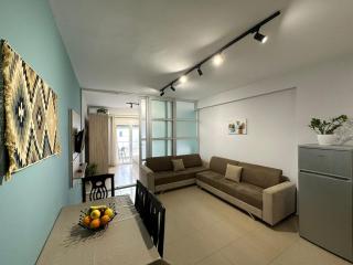 TreA Accomodations - On Private Beach with sunbed & umbrella - Vlorë - 2