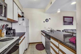 Red Oak w/boat slip -- 912 - Branson - 4
