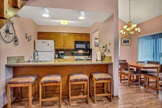 Scotch Pine with loft -- 1310 - Branson - 7