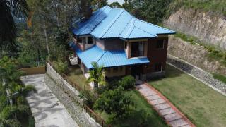 Green Village By Hospedify, Hermosa Villa En Las Alturas con Piscina, Billar, y BBQ - Jarabacoa - 1