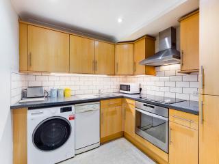 Redhill town centre apartments by Livingo - Redhill - 5