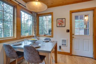 Leavenworth Cabin with Private Hot Tub! - Leavenworth - 4