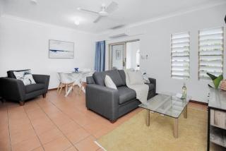 Mediterranean Style Apartment Close to the City 16 - Cairns - 0