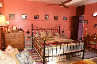 Whole Garden Apartment - 7