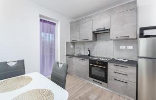 Villa Buroli with Pool, Sauna and Jacuzzi - Buroli - 4