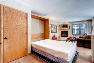 River Mountain Lodge - 2