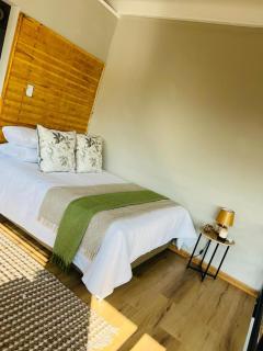 Bird Nest Lodge - Durban - 9