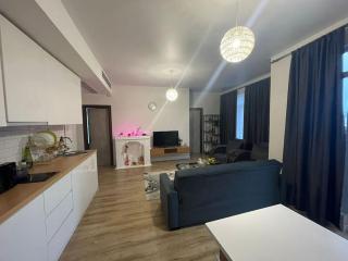 YOUR HOME AWAY FROM HOME - Evinizden Uzaktaki Eviniz - Batumi - 1