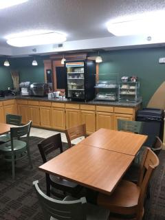 SureStay Plus Hotel by Best Western Litchfield - Litchfield - 3