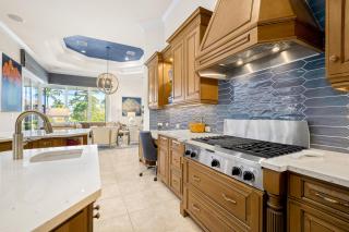 Luxury in Collingswood - Marco Island - 3